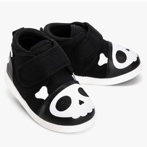 ❌SOLD❌Ikiki toddler squeak shoes with on/off switch